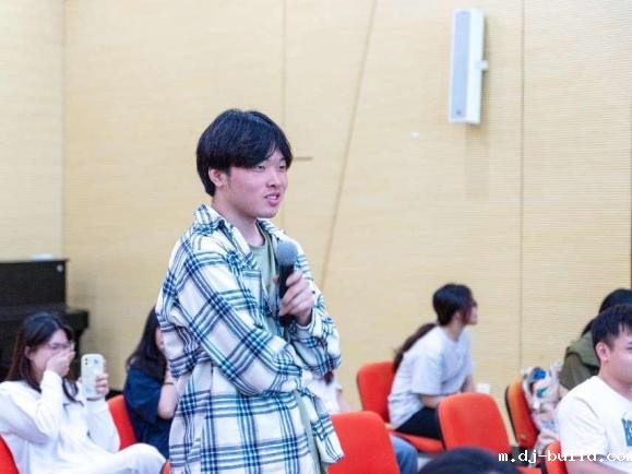 mmexport1743076060342