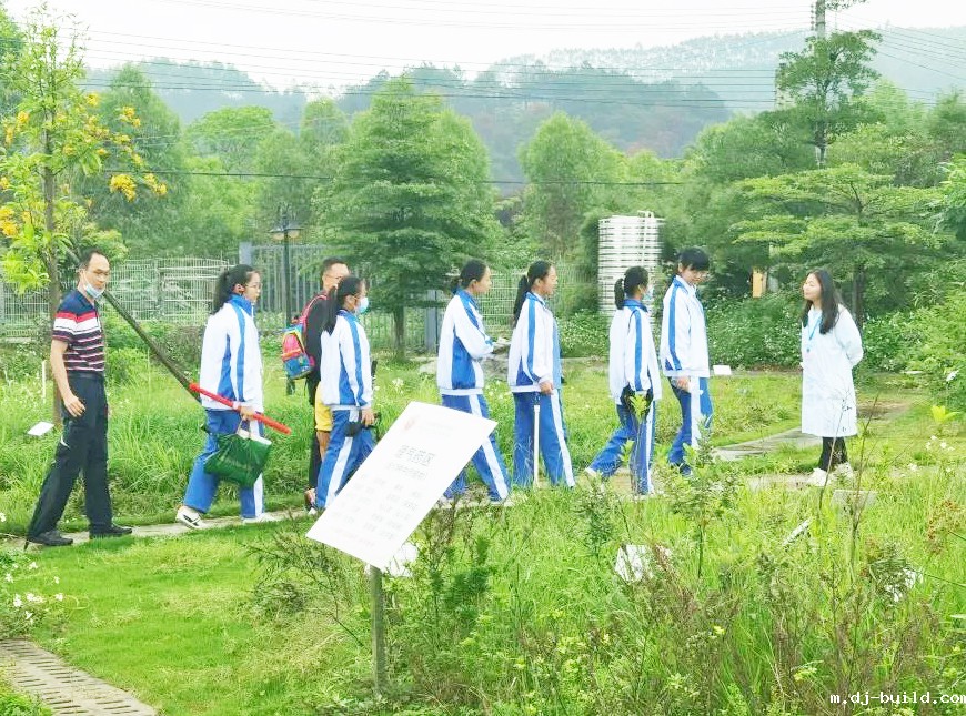 岭南职业技术学院或评清远中小学中医药研学基地.jpg